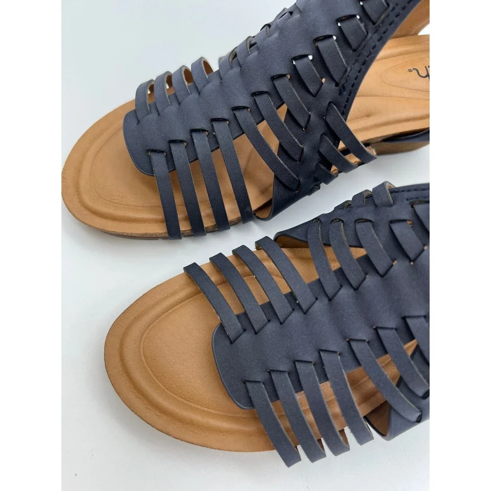 Earth hattie wedge